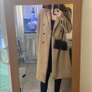 Gorgeous Zara faux fur camel coat